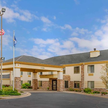 Comfort Inn & Suites Black River Falls I-94 Экстерьер фото