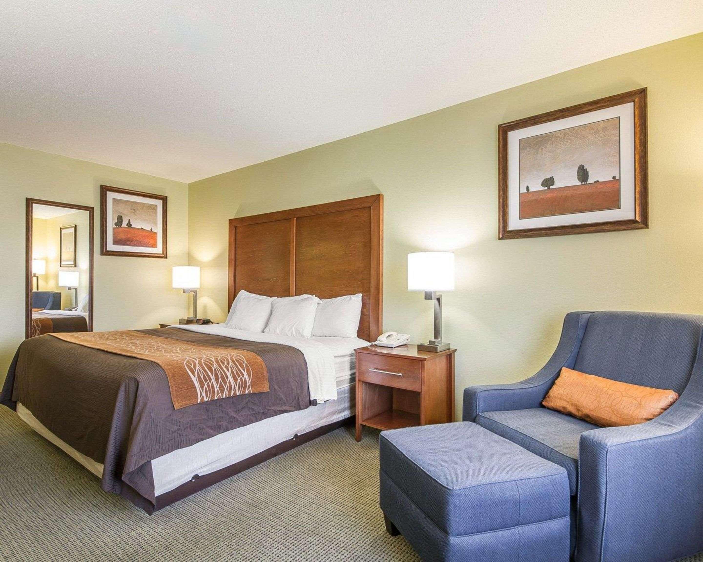 Comfort Inn & Suites Black River Falls I-94 Экстерьер фото