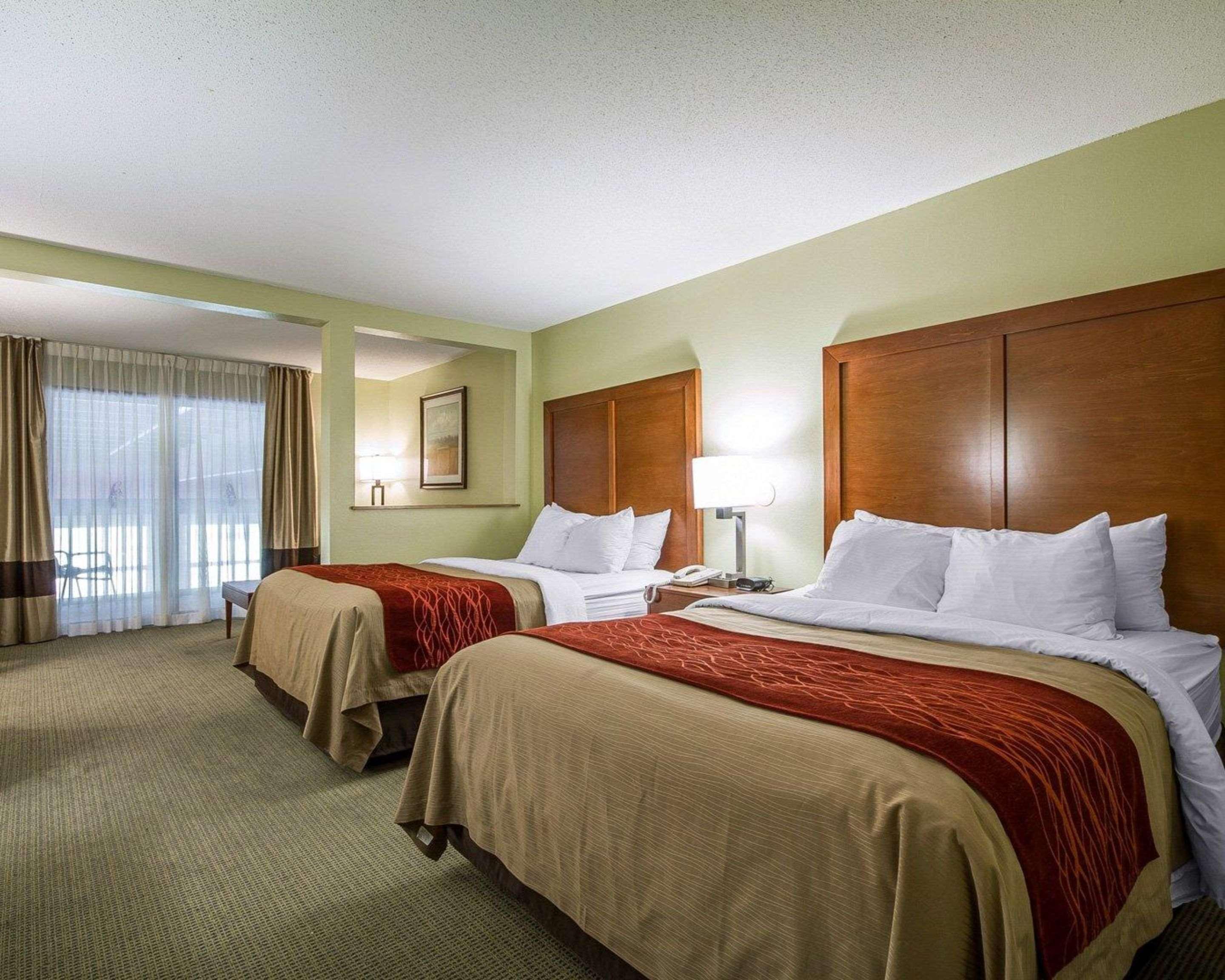 Comfort Inn & Suites Black River Falls I-94 Экстерьер фото