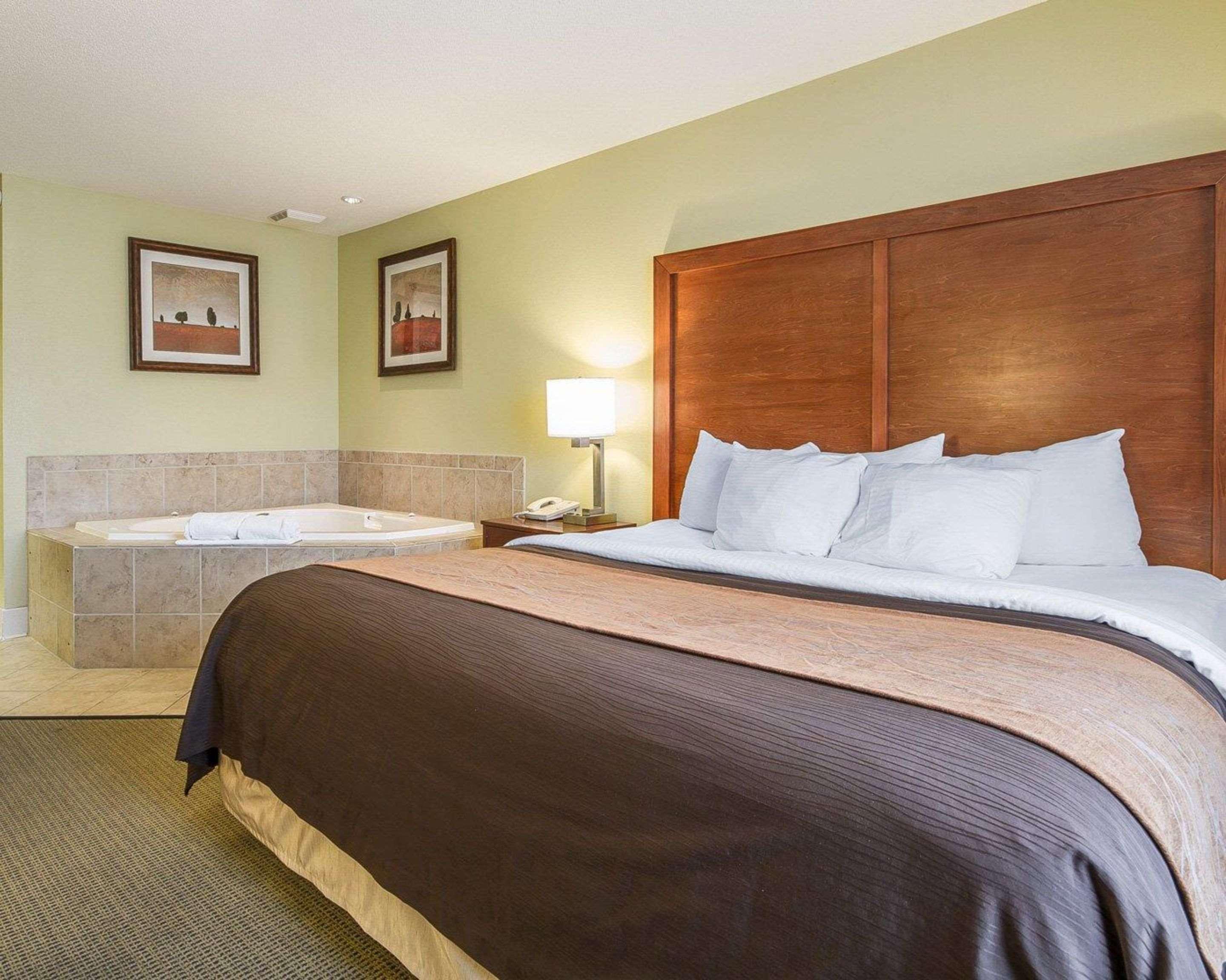 Comfort Inn & Suites Black River Falls I-94 Экстерьер фото