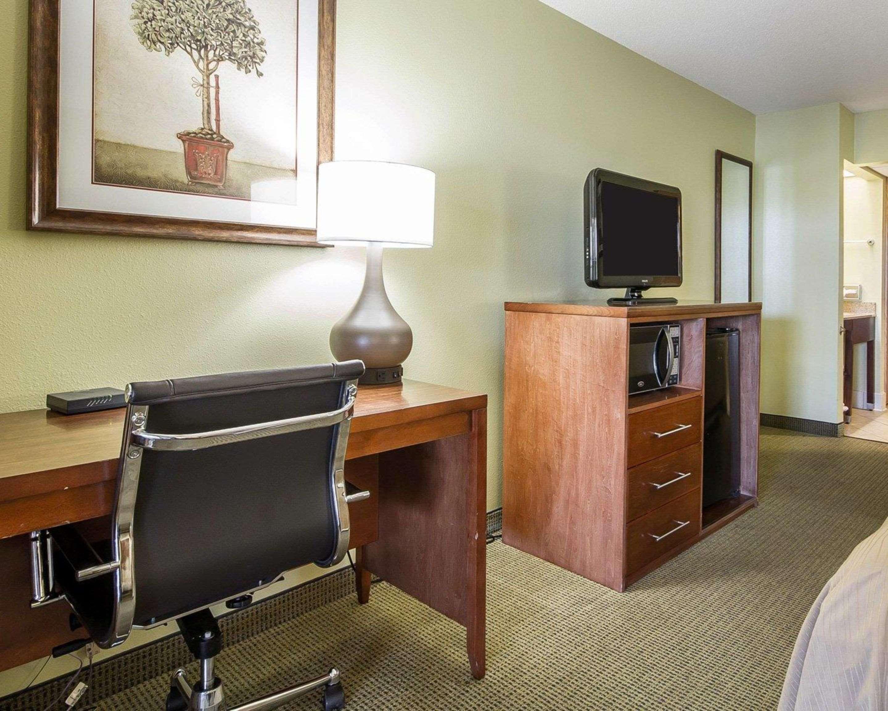 Comfort Inn & Suites Black River Falls I-94 Экстерьер фото