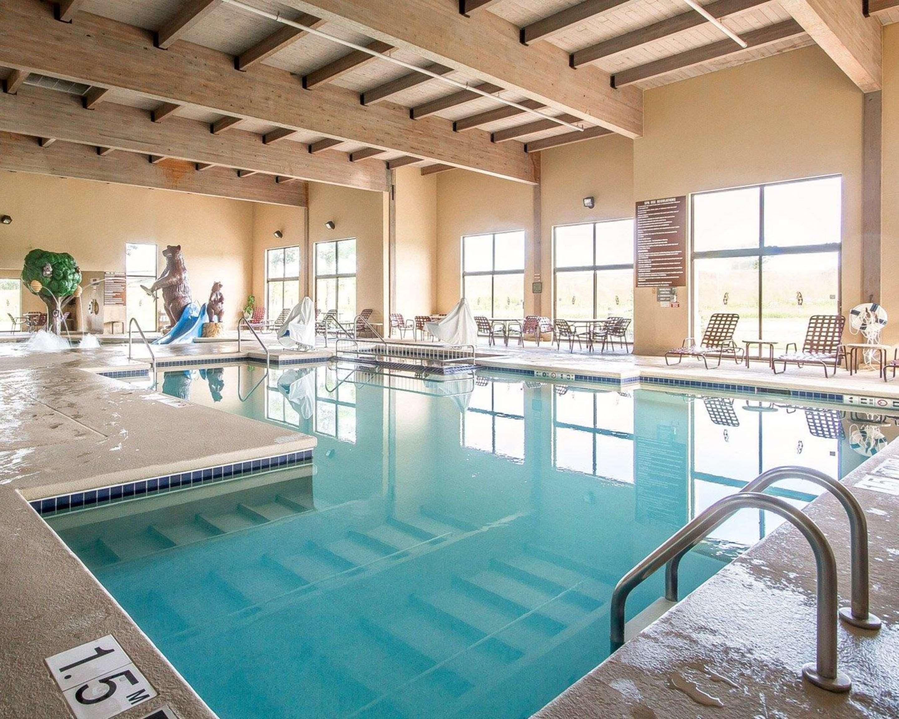 Comfort Inn & Suites Black River Falls I-94 Экстерьер фото