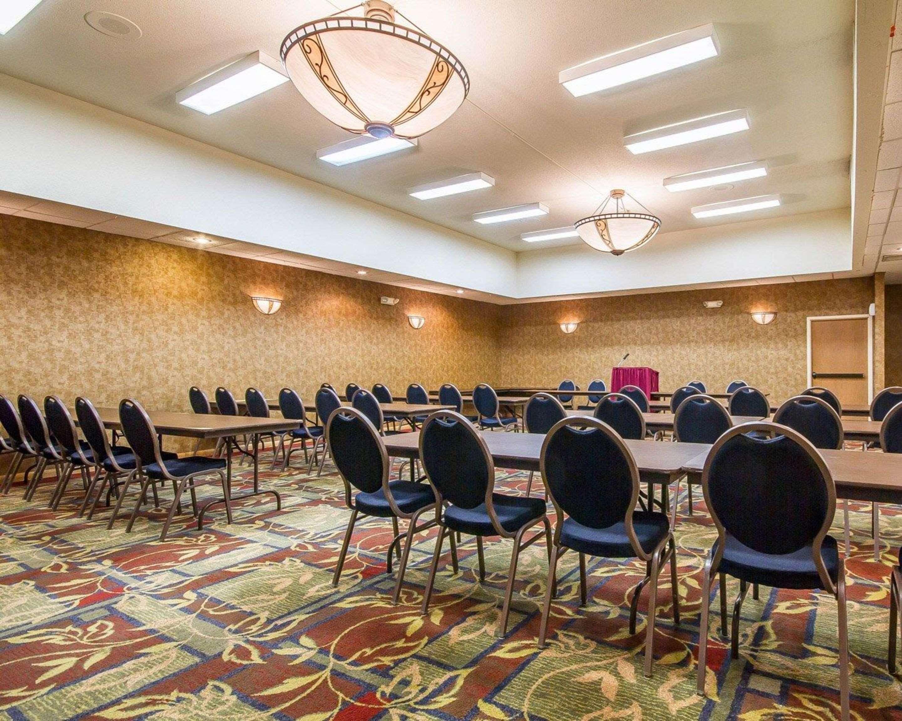 Comfort Inn & Suites Black River Falls I-94 Экстерьер фото