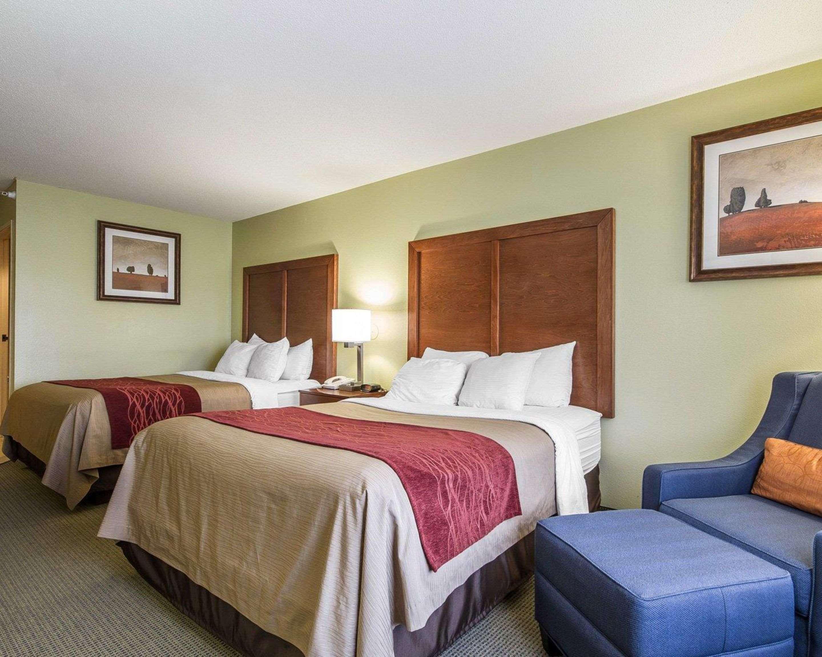Comfort Inn & Suites Black River Falls I-94 Экстерьер фото