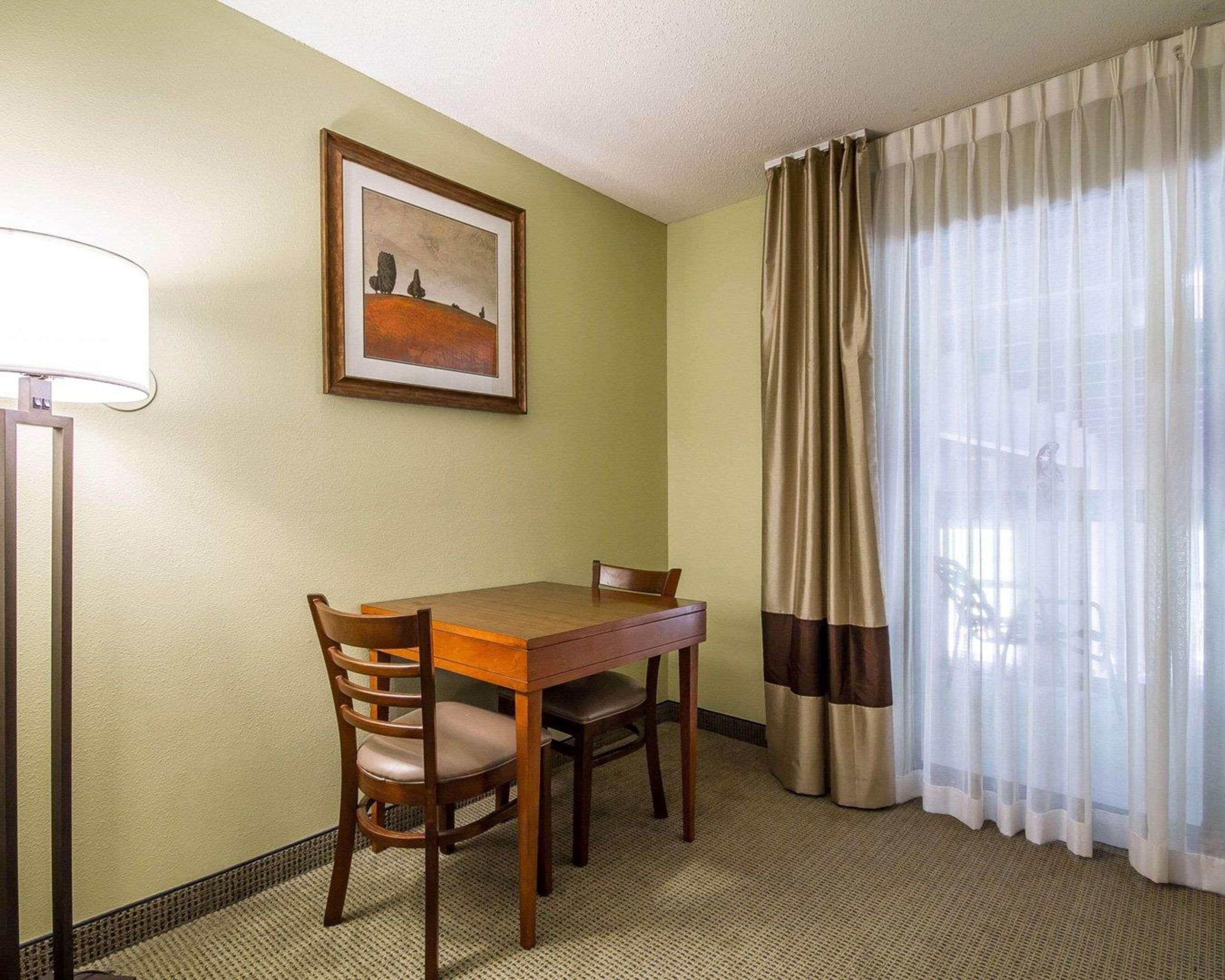 Comfort Inn & Suites Black River Falls I-94 Экстерьер фото