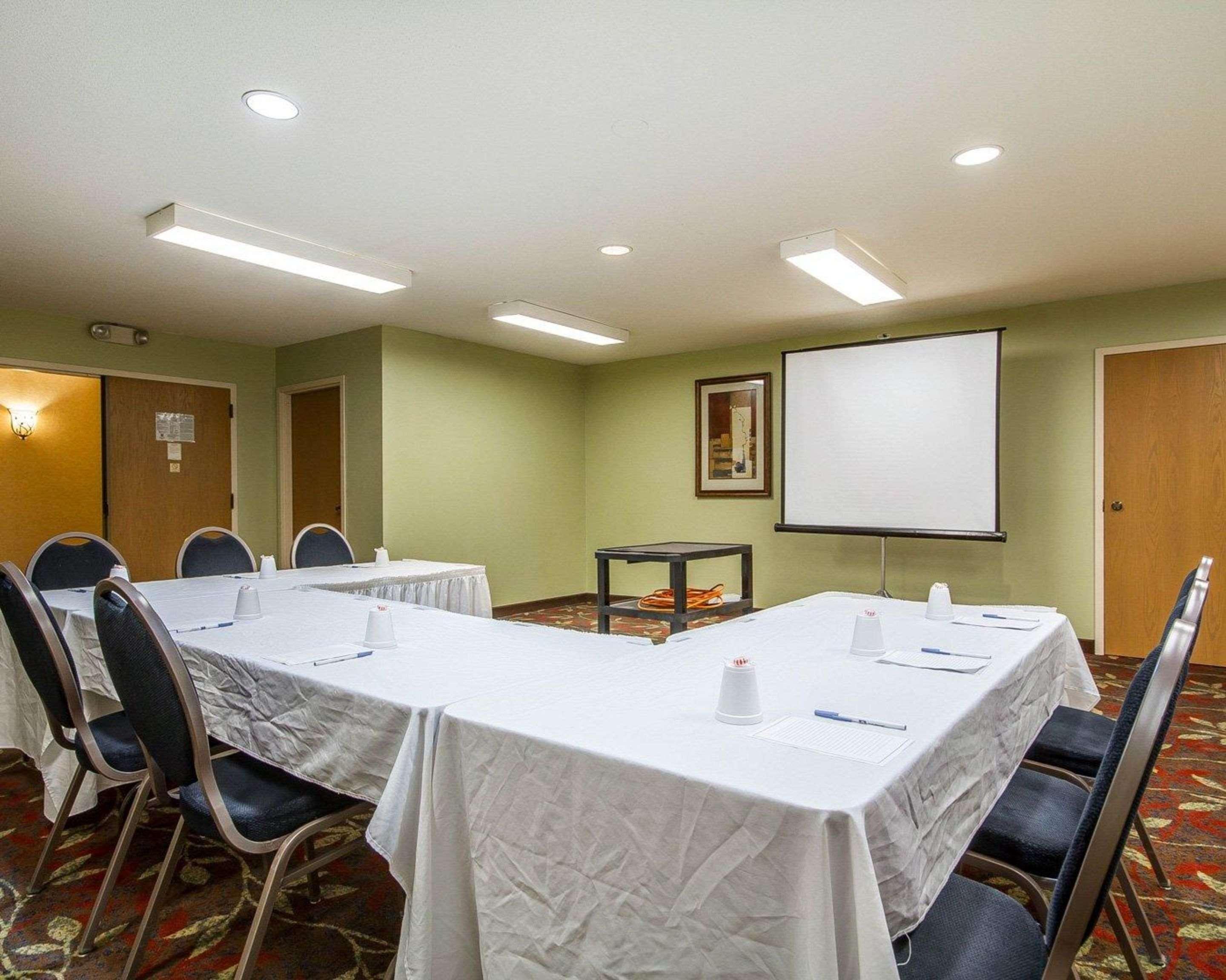 Comfort Inn & Suites Black River Falls I-94 Экстерьер фото